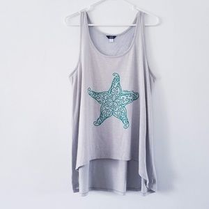 Gray hi-low graphic tank with lace back